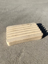 Charger l'image dans la galerie, Porte savon en béton